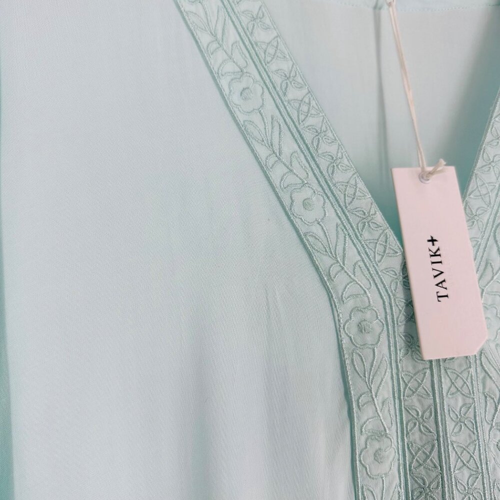 Tavik Aqua Blue Floral Embroidered V-Neck 3/4 Sleeve Split Hem Beachy Tunic XS - Picture 7 of 8